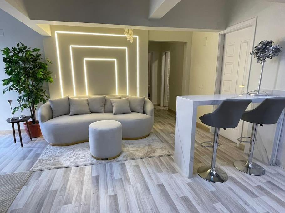 Apartment Urban Luxury 2br In Mohandesin Giza Near Zamalek *